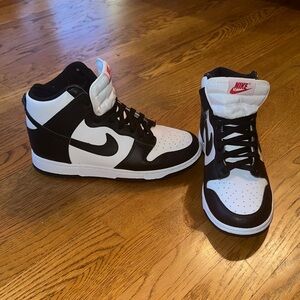 EUC Nike high top dunks. Size 8.5